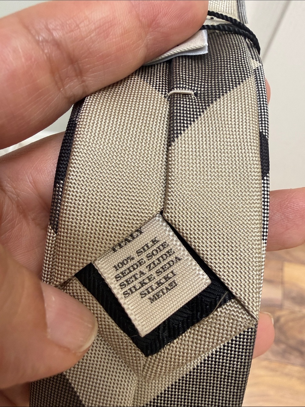 NWT Boys Burberry Plaid Skinny Tie in Olive with Black and Tan Accents - Picture 3 of 7